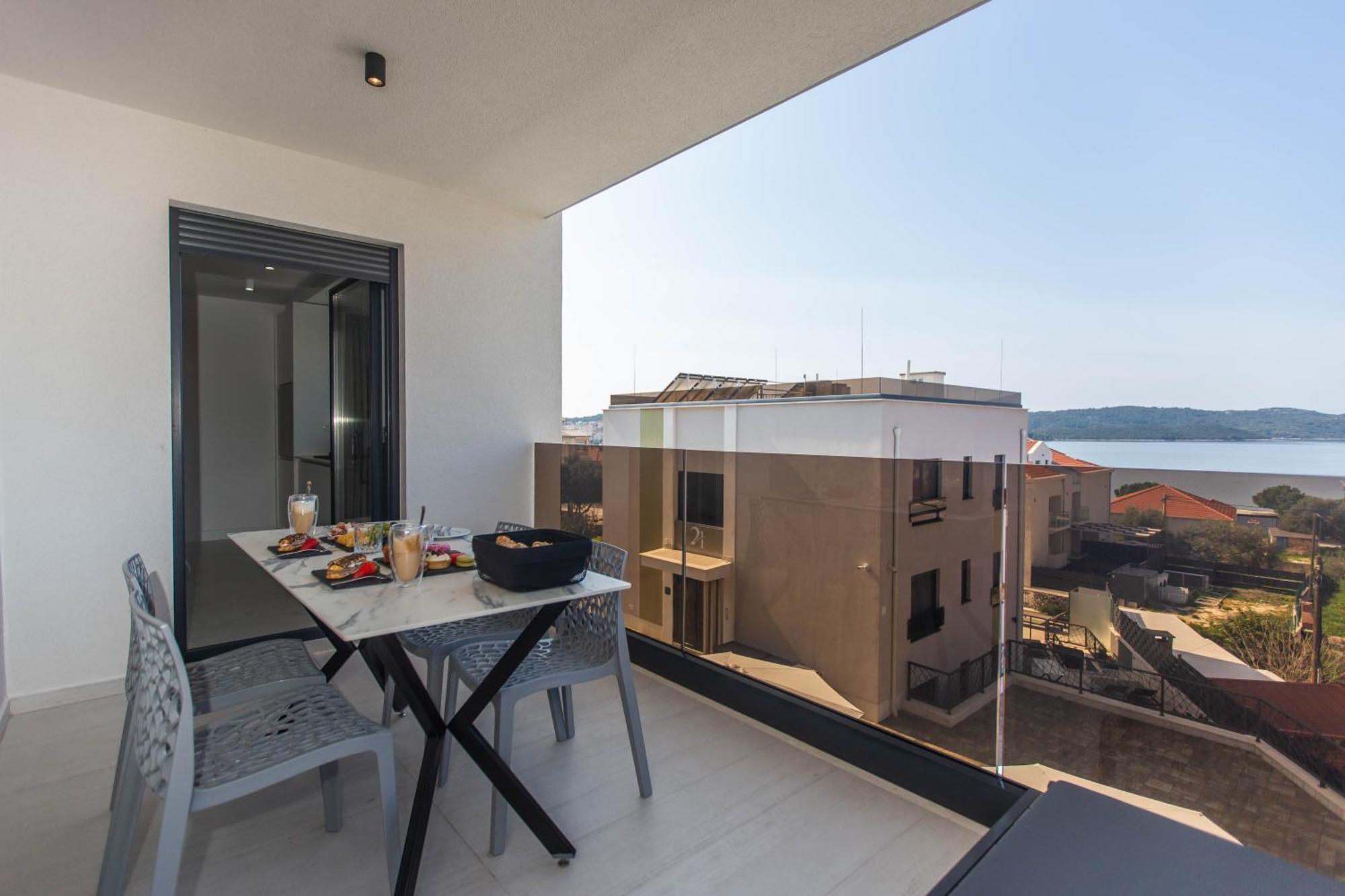 Villa 23 B Heated Pool Trogir Exteriér fotografie
